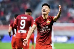 关于武磊今日表现抢眼，本菲卡整场无解，教练赛后亲自拥抱的信息